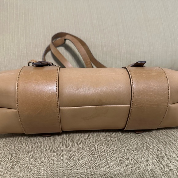 Gucci Shoulder Bag - Picture 2 of 16